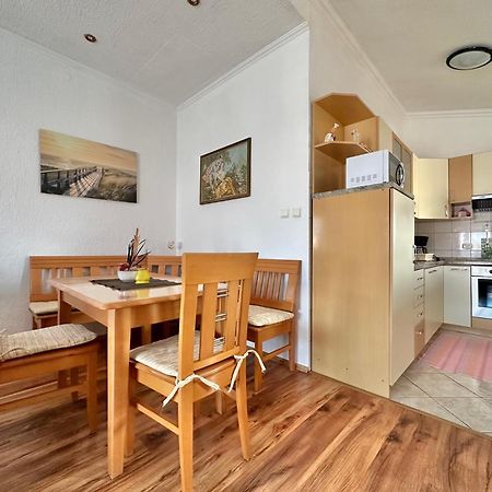 Apartments Hajl Krk Town Extérieur photo