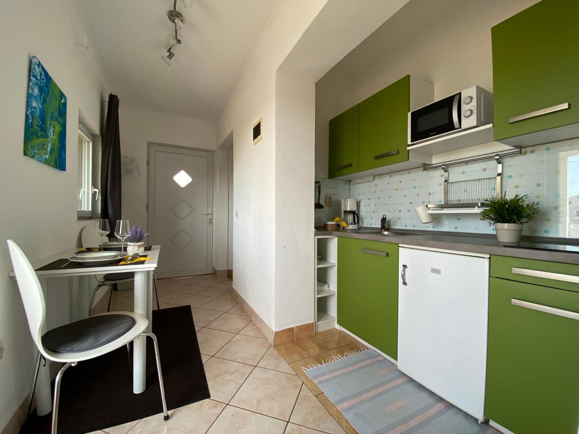 Apartments Hajl Krk Town Extérieur photo